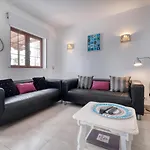 Brisas Complex, 104 Dom wakacyjny